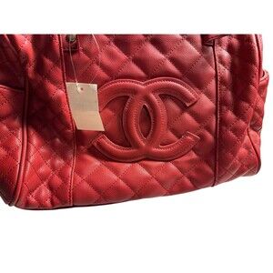 Chanel Quilted Leather Shoulder Bag W Crossbody Strap